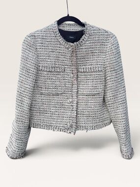 Theory Fringe-Trim Tweed Cropped Jacket in Light Gray